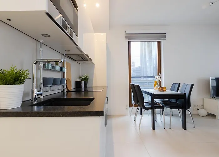 Superapart Przyokopowa 35 - Near Uprising Museum شقة