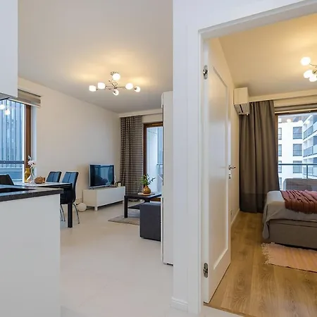 Apartment Superapart Przyokopowa 35 *